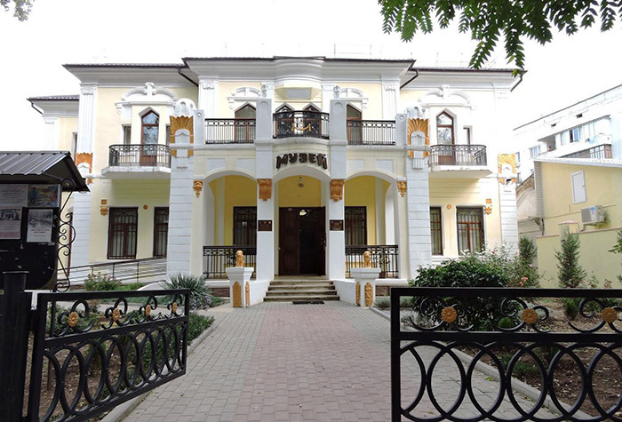 Санаторий Полтава-Крым, Саки. Цены с лечением, фото
