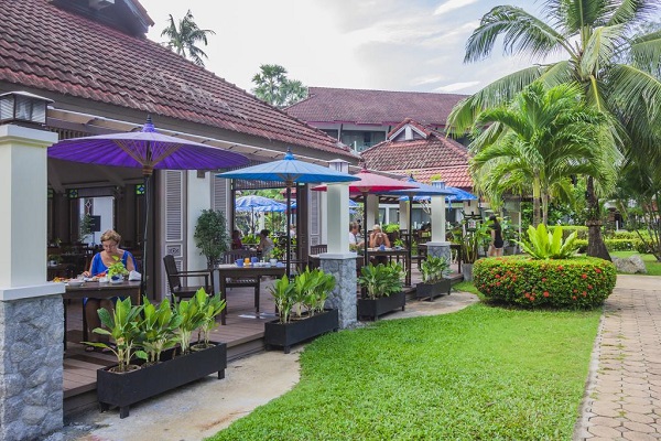 Amora Beach Resort Phuket 4* (Амора Бич Резорт Пхукет) Таиланд. Фото отеля, цены