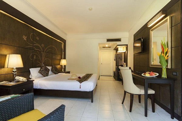 Amora Beach Resort Phuket 4* (Амора Бич Резорт Пхукет) Таиланд. Фото отеля, цены