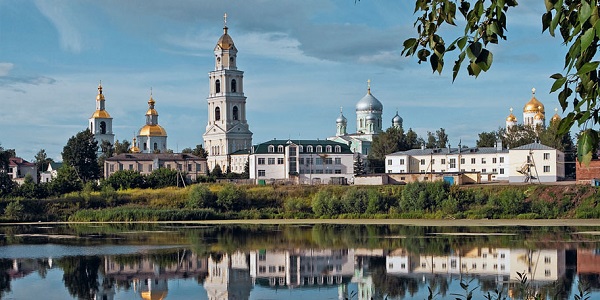 Паломнические поездки в Дивеево из Москвы, Рязани, Курска, Ульяновска, Нижнего Новгорода на автобусе, поезде. Расписание, цены