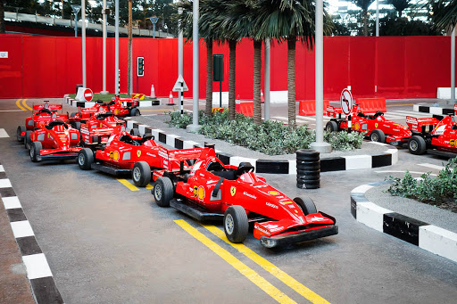 Парк Феррари, Абу-Даби (Ferrari World Abu Dhabi). Фото, цены, как добраться