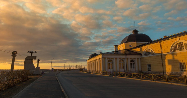 Гостиные дворы Архангельска. История, музей, выставки, афиша, фото