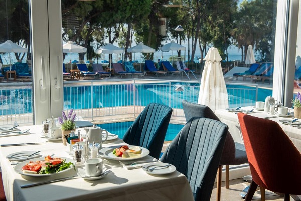 Park Beach Hotel 3* (Парк Бич отель) Кипр/Лимассол. Фото, цены