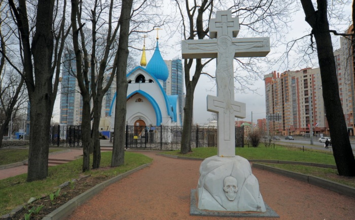 Церковь Иоанна Кронштадтского в Санкт-Петербурге на Ленинском