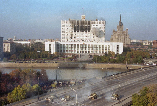 Белый дом в России (Дом правительства РФ). История, фото