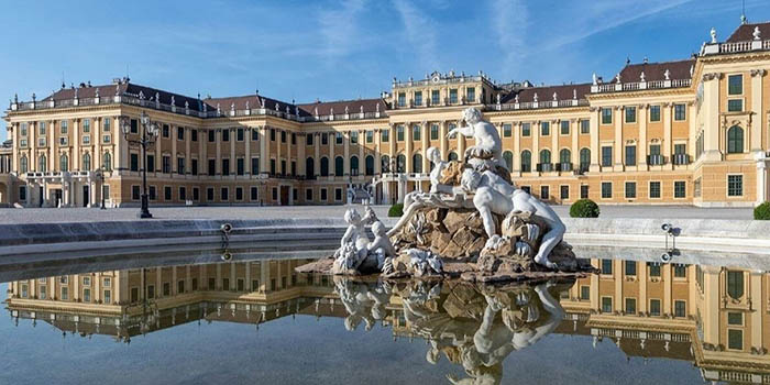 Дворец Шёнбрунн в Вене. Фото, план, интерьеры внутри, история