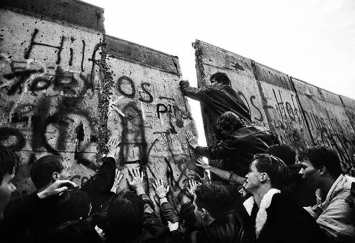 Берлинская стена. Когда была построена, где на карте, история