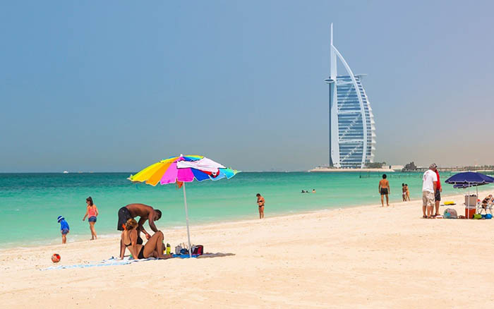 Пляж Джумейра в Дубае (Jumeirah Beach). Фото