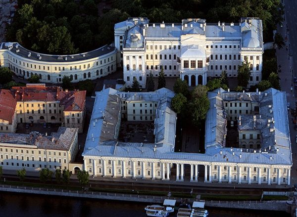 Аничков дворец в Санкт-Петербурге. Фото, экскурсии, история