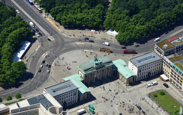 Бранденбургские ворота (Brandenburg Gate) в Берлине. Фото, история, факты