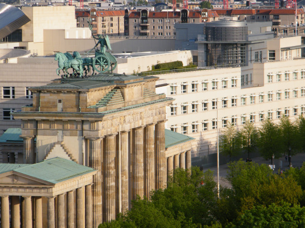 Бранденбургские ворота (Brandenburg Gate) в Берлине. Фото, история, факты