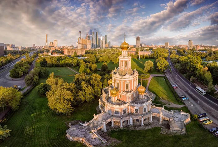 Церковь Покрова Пресвятой Богородицы в Филях, Москва. Архитектор, история