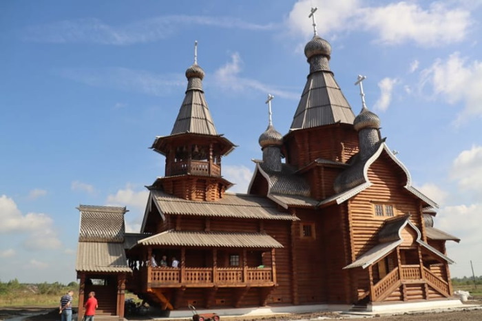 Церкви без единого гвоздя. Кижи, Торжок, Новокузнецк, Боровск, в Карелии и другие