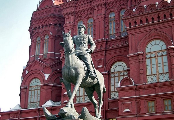 Памятники Москвы известные. Фото, названия, описание