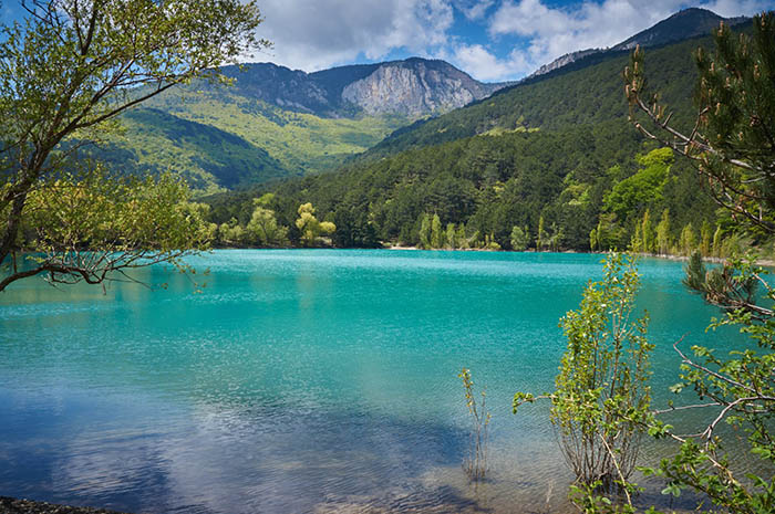 Озера Крыма на карте для отдыха и купания красивые. Особенности