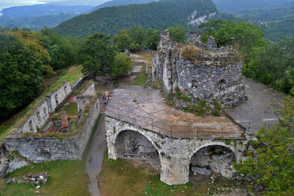 Сухум, Абхазия. Горячие источники и грязи, фото, отдых