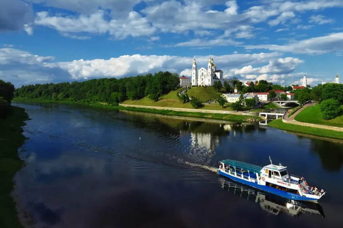 Западная Двина река на карте России, Беларуси. Куда впадает, исток